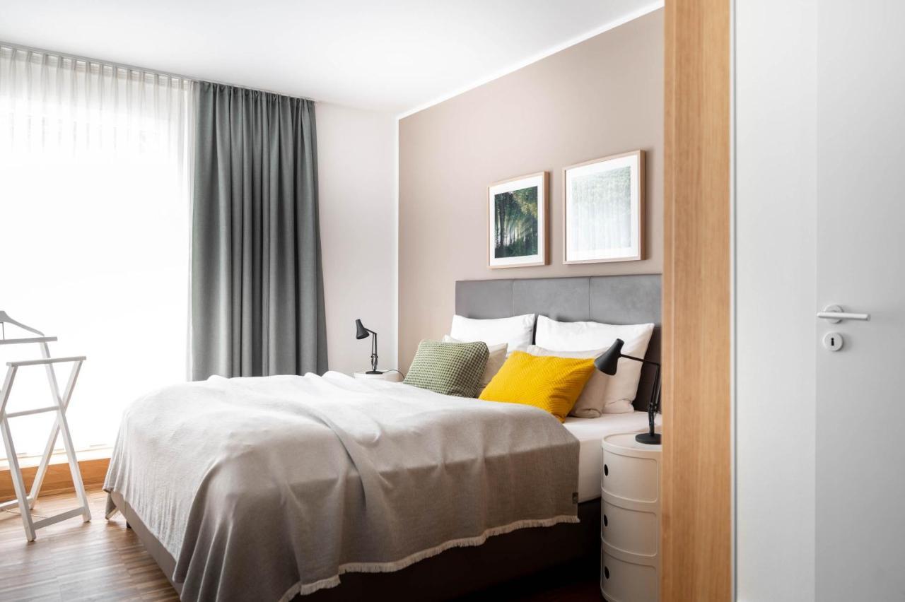 Bodenseeapartment Suite Friedrichshafen Exteriör bild
